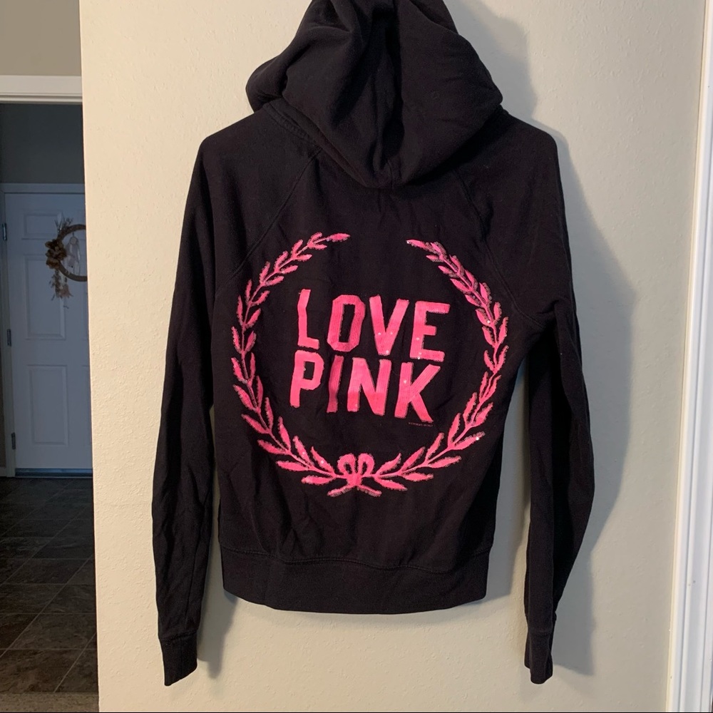 victoria’s secret pink sweatshirt